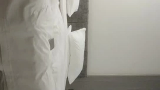 很嫩的妹子 ，身 嬌小 奶子 小