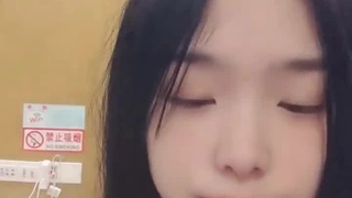 實現被女同輪流口交的美夢 Dainty Wider