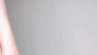 你的女神有钱人的胯下玩物 黑丝高跟情趣漏奶装 让小哥舔逼抠穴玩弄