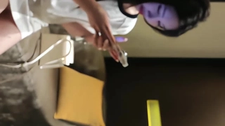 【泰国爱妃】S级美女极度诱惑无毛粉穴跪舔口活翘挺豪乳