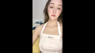 淫荡情侣直播大秀，全程露脸黑丝情趣69口交舔逼，要把小哥榨干的节奏