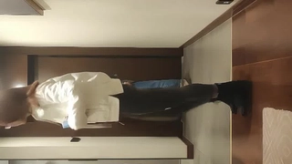 极品巨乳嫩模王俪丁浴室洗澡大尺度私拍