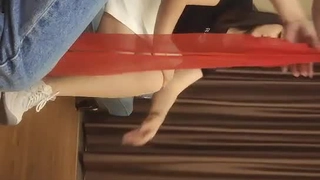 美丽的继妹,身材曲线优美,在万圣节视频中被内射